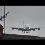 شاهد مناورة قائد طائرة الإمارات لتفادي الاصطدام بسبب الرياح القوية